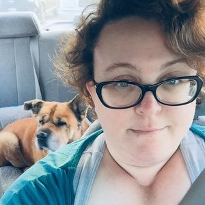 Meet your Posher, Dana